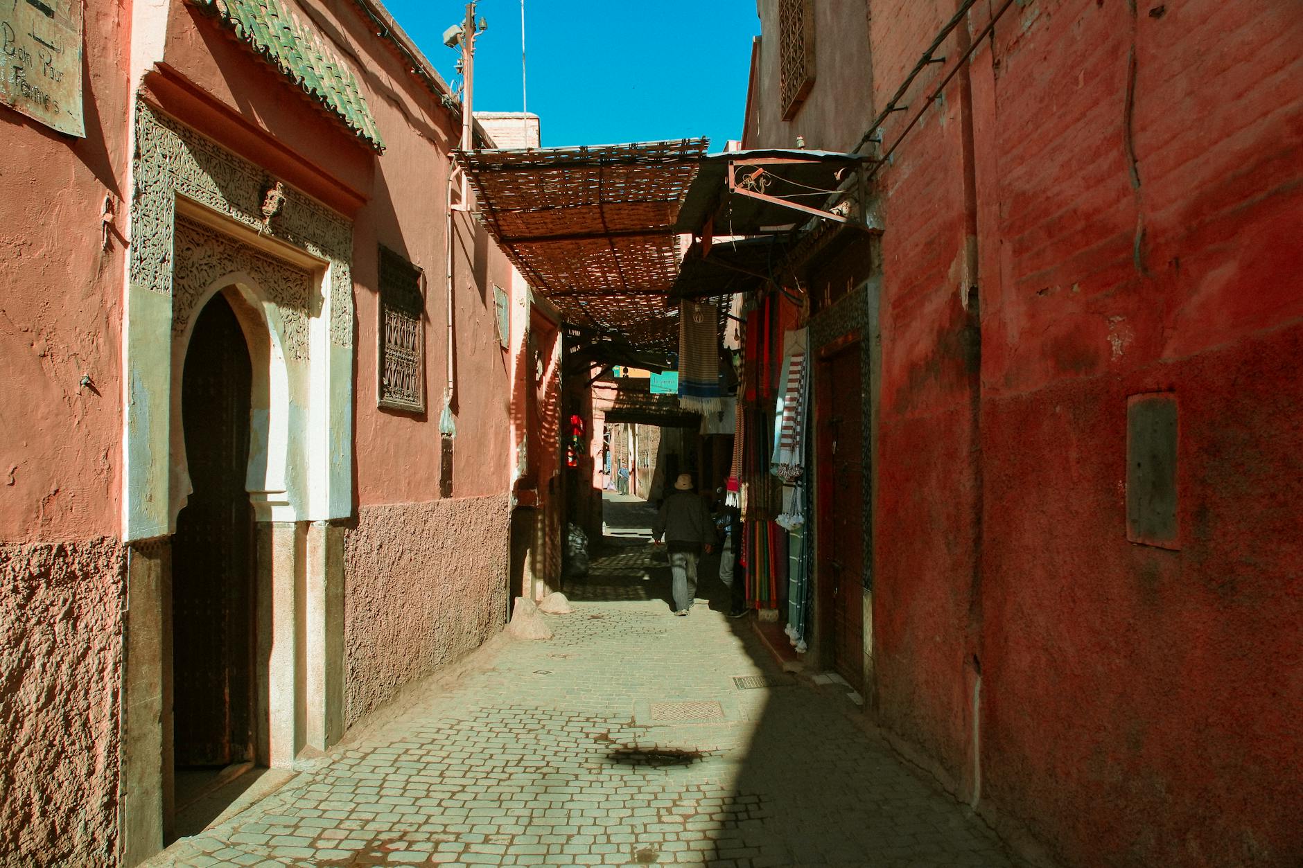 How to Get Internet in Marrakech Without Paying Roaming Fees